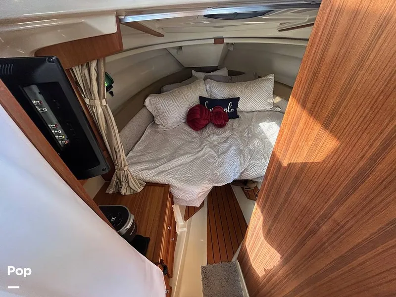 Slide: The Image of Forward V-berth - 15730327