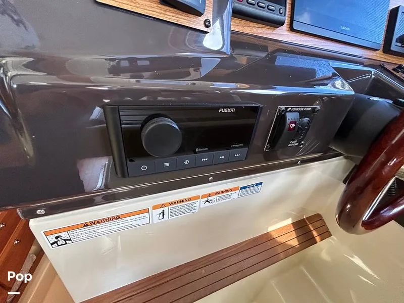 Slide: The Image of Ranger Tug R27 LE 2023 - 15730321