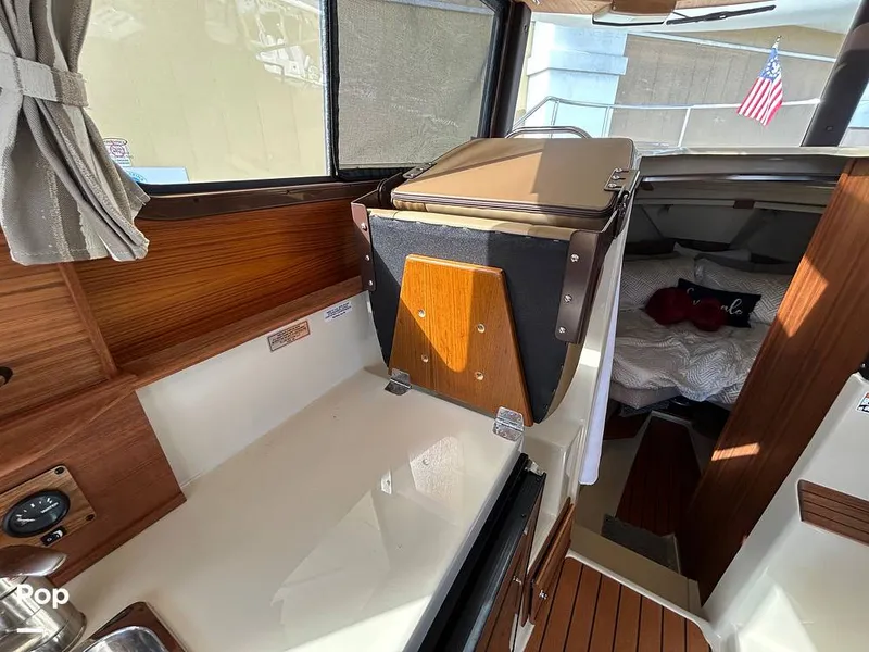 Slide: The Image of Ranger Tug R27 LE 2023 - 15730326