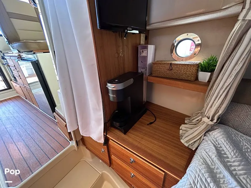 Slide: The Image of Ranger Tug R27 LE 2023 - 15730330