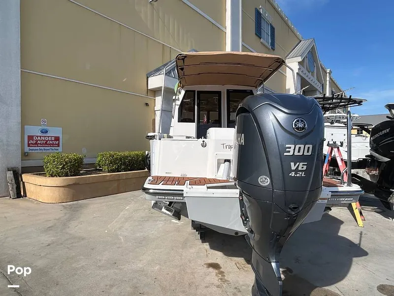 Slide: The Image of Ranger Tug R27 LE 2023 - 15730258