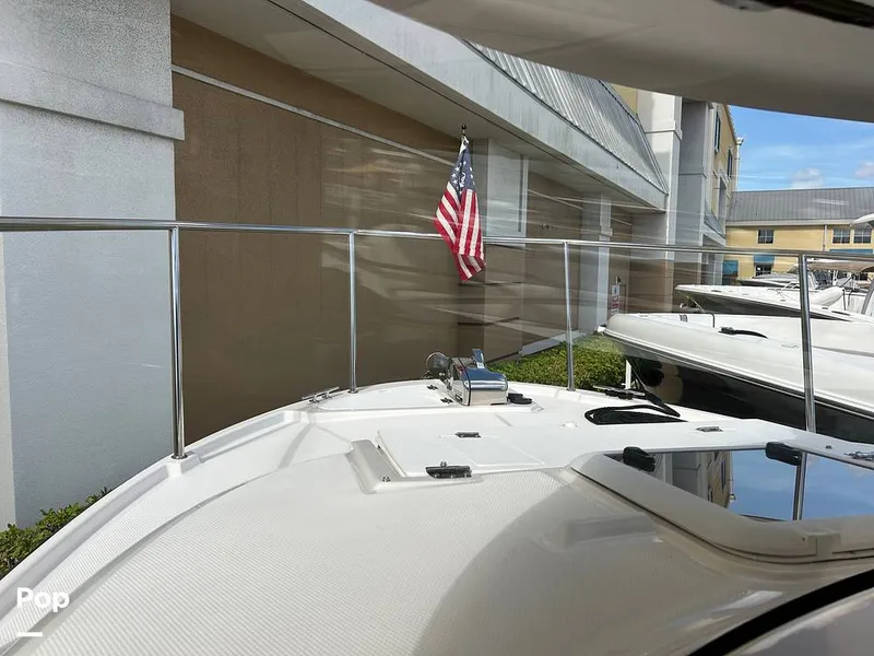 Slide: The Image of Ranger Tug R27 LE 2023 - 15730352