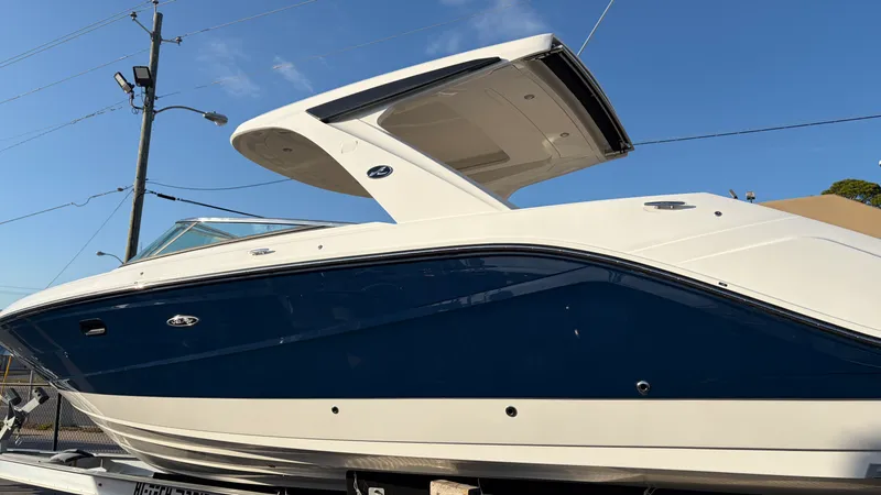 Slide: The Image of Sea Ray SLX 310 Outboard 2026 - 11