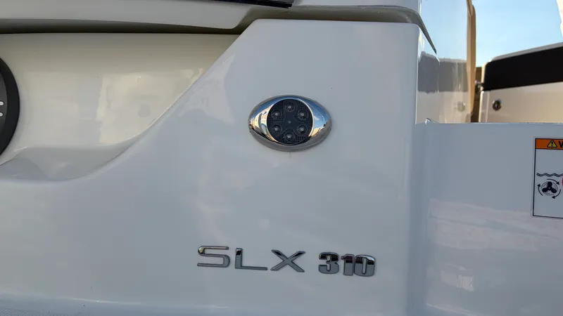 Slide: The Image of Sea Ray SLX 310 Outboard 2026 - 17