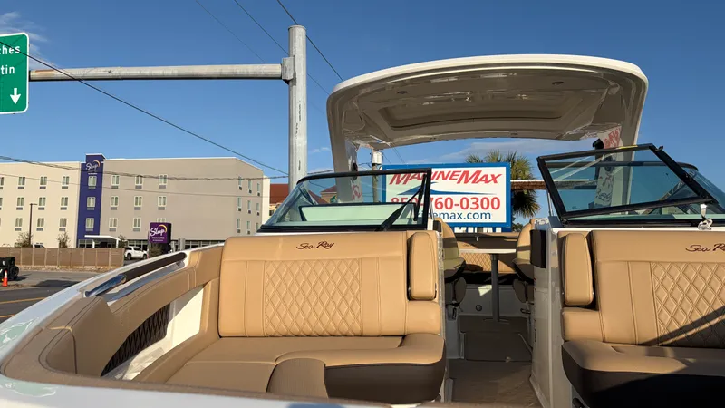 Slide: The Image of Sea Ray SLX 310 Outboard 2026 - 7