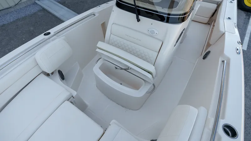 Slide: The Image of Grady-White Fisherman 236 2026 - 14