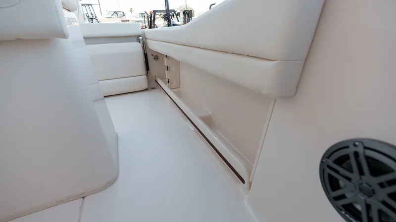 Slide: The Image of Grady-White Fisherman 236 2026 - 38