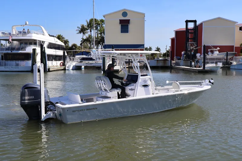 Slide: The Image of Sportsman MASTERS 247 BAY BOAT 2020 - 13