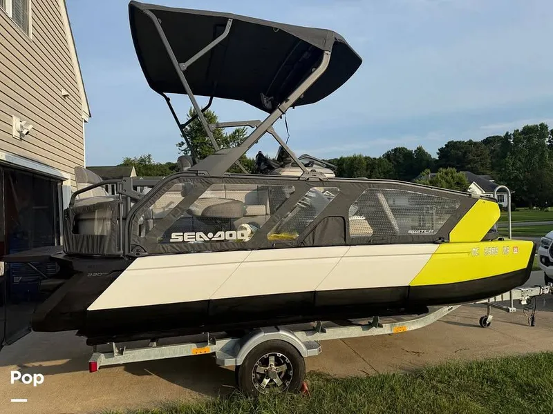 The Image of Sea-Doo Switch Sport 18 2023 - 15702422