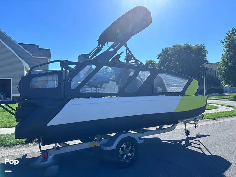 Slide: The Image of Sea-Doo Switch Sport 18 2023 - 16540119