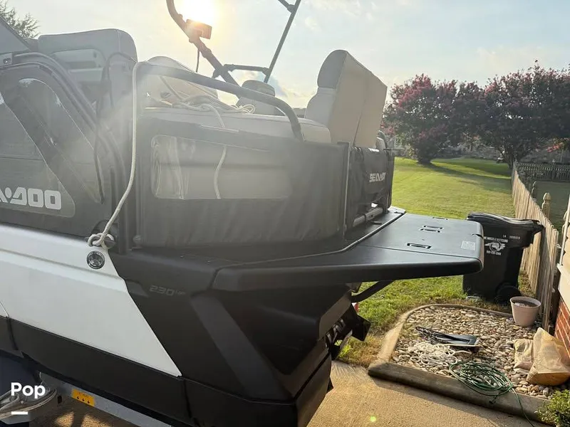 Slide: The Image of Sea-Doo Switch Sport 18 2023 - 16405729