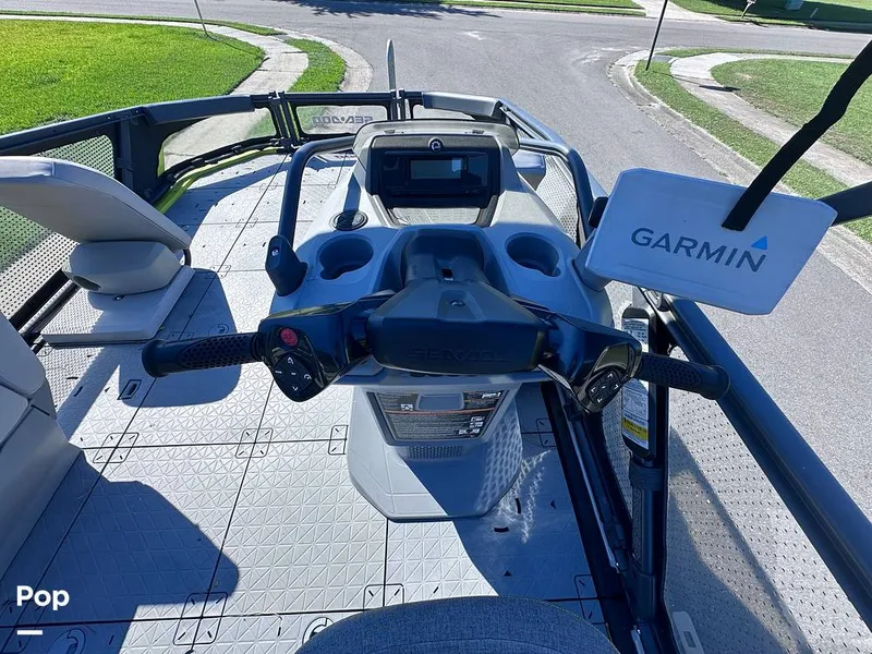 Slide: The Image of Sea-Doo Switch Sport 18 2023 - 16468195
