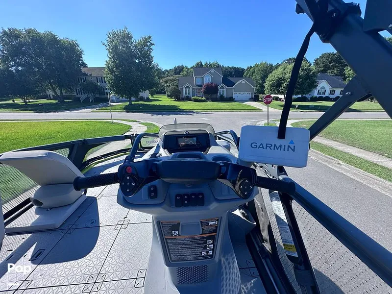 Slide: The Image of Sea-Doo Switch Sport 18 2023 - 16468196
