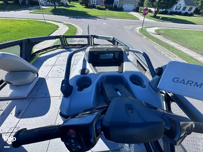 Slide: The Image of Sea-Doo Switch Sport 18 2023 - 16468199