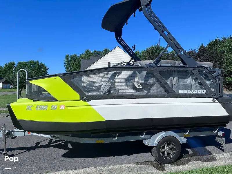 Slide: The Image of Sea-Doo Switch Sport 18 2023 - 16468165