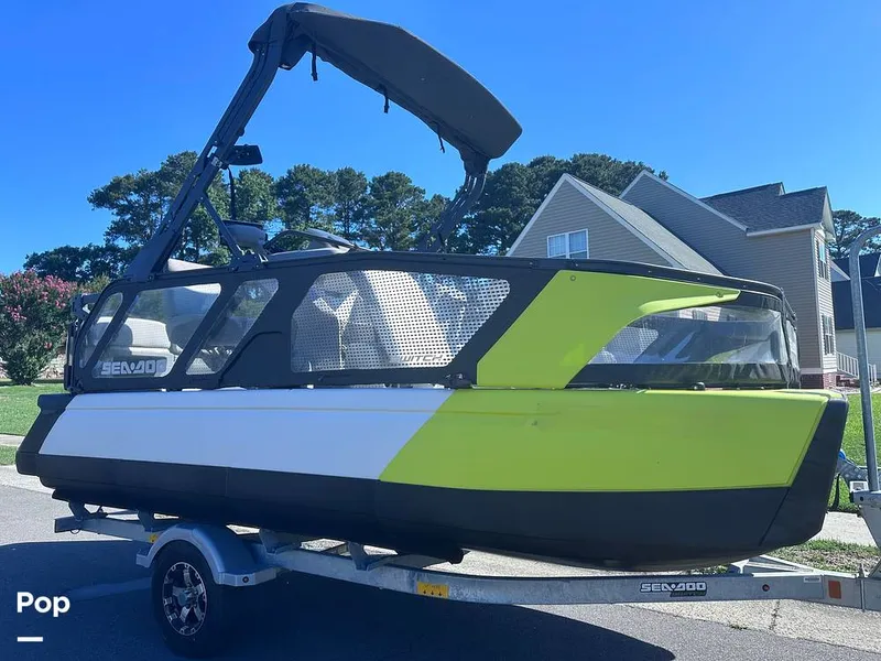 Slide: The Image of Sea-Doo Switch Sport 18 2023 - 16540122