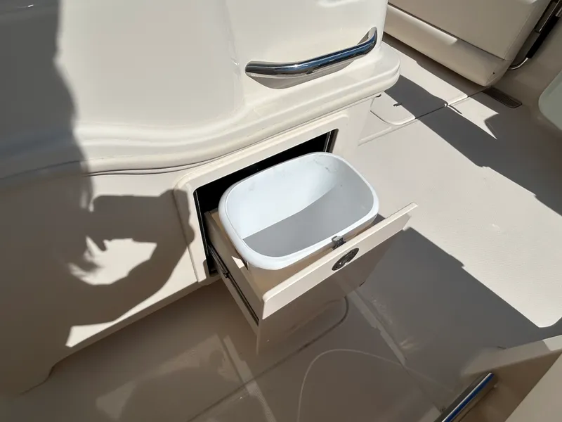 Slide: The Image of Grady-White Canyon 386 2026 - 19