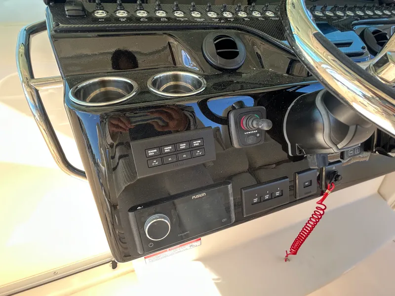 Slide: The Image of Grady-White Canyon 386 2026 - 26