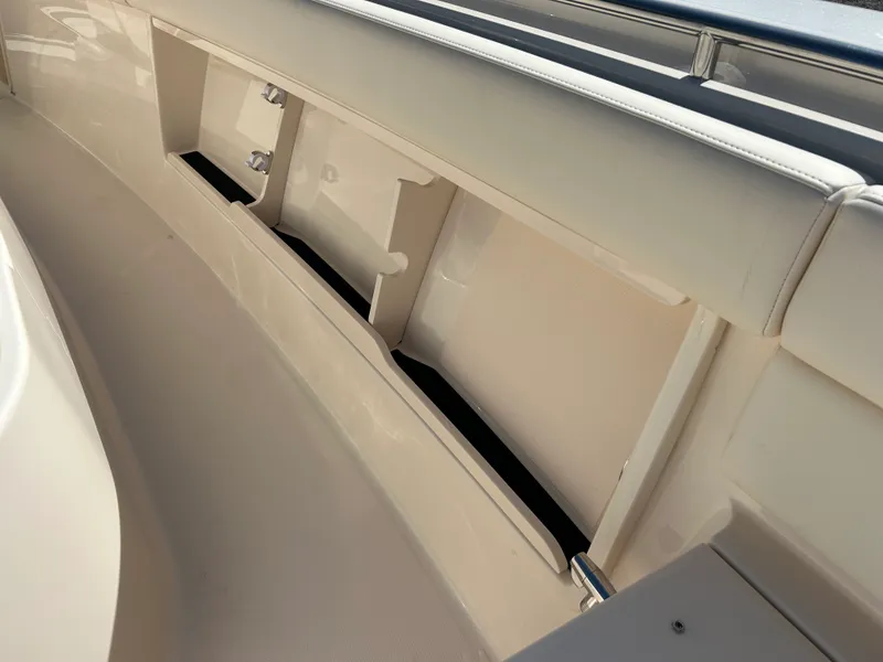 Slide: The Image of Grady-White Canyon 386 2026 - 29