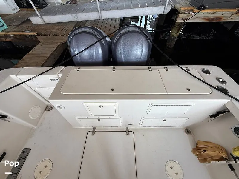 Slide: The Image of Pro-Line 2950 Mid Cabin 1996 - 15989573