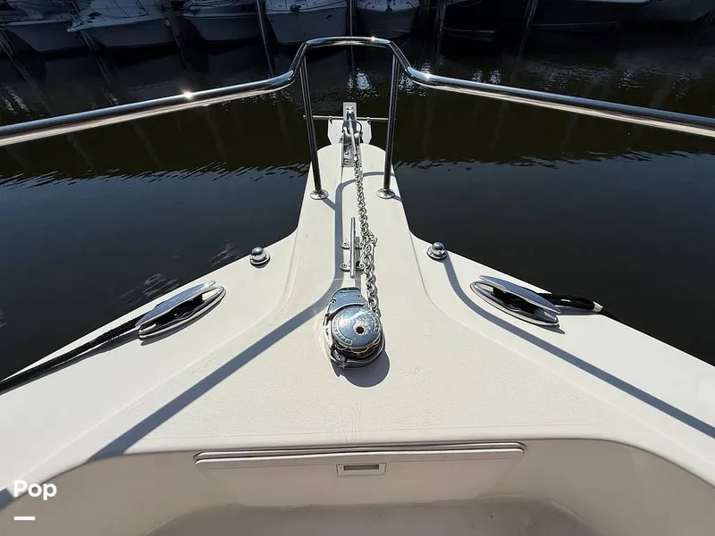 Slide: The Image of Pro-Line 2950 Mid Cabin 1996 - 15989505