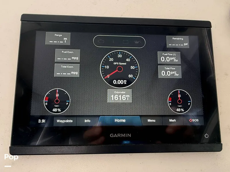 Slide: The Image of Pro-Line 2950 Mid Cabin 1996 - 15989620