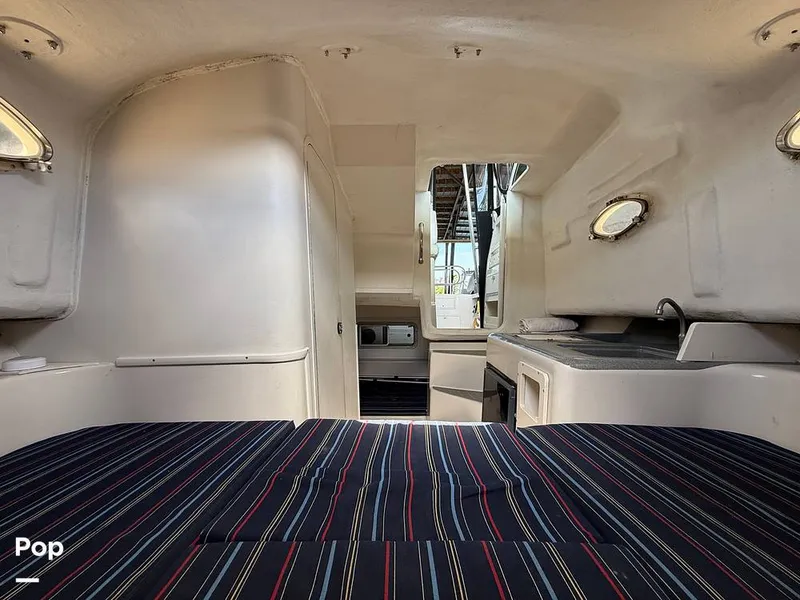 Slide: The Image of Pro-Line 2950 Mid Cabin 1996 - 15989535