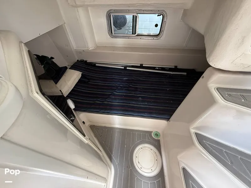 Slide: The Image of Pro-Line 2950 Mid Cabin 1996 - 15989541