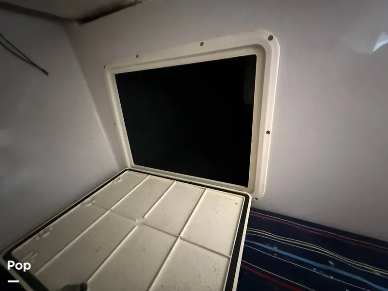 Slide: The Image of Pro-Line 2950 Mid Cabin 1996 - 15989547