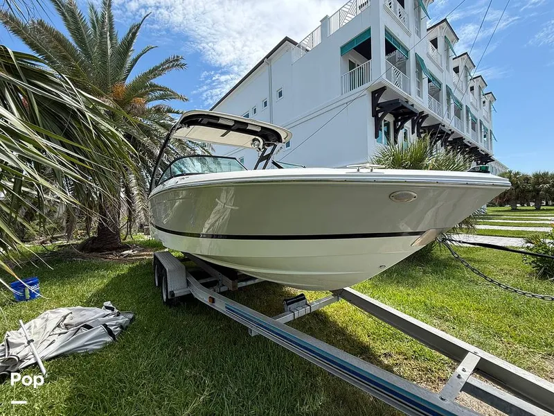 Slide: The Image of Regal LX2 2022 - 15807364