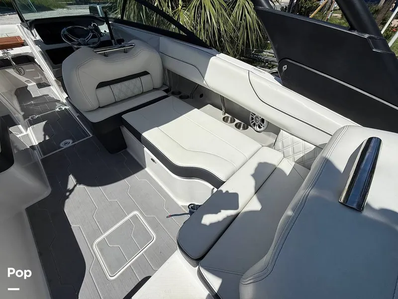 Slide: The Image of Regal LX2 2022 - 15807386