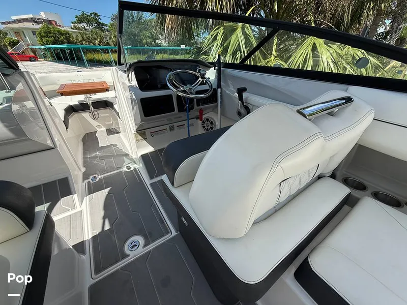 Slide: The Image of Regal LX2 2022 - 15807387