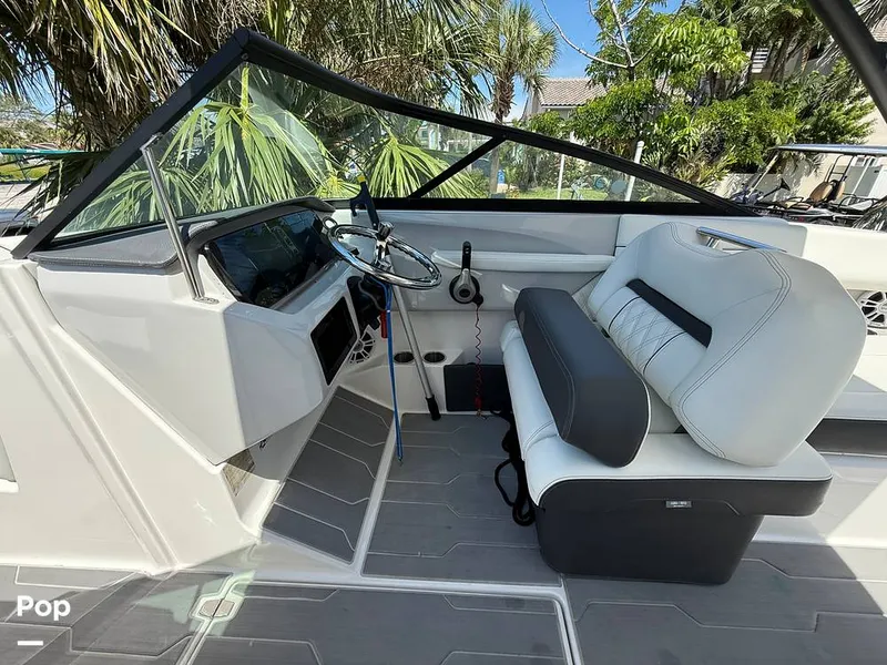 Slide: The Image of Regal LX2 2022 - 15807392