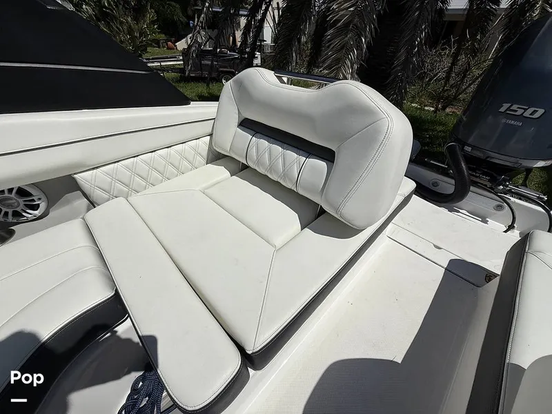 Slide: The Image of Regal LX2 2022 - 15807397