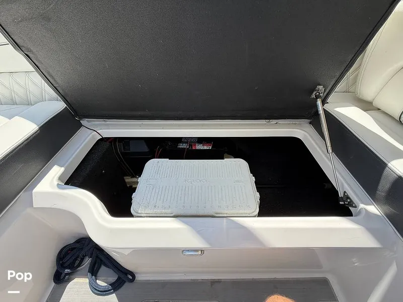 Slide: The Image of Regal LX2 2022 - 15807401