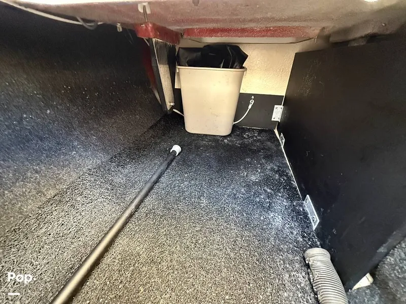 Slide: The Image of Regal LX2 2022 - 15807404