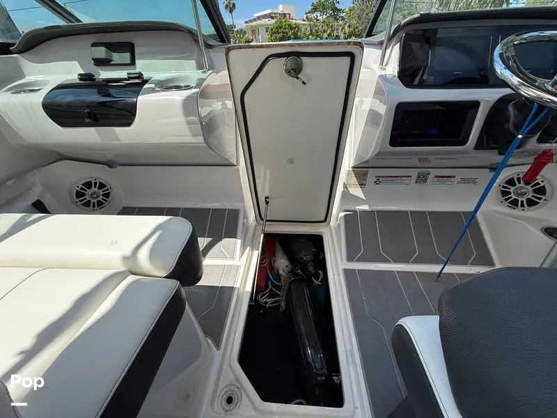 Slide: The Image of Regal LX2 2022 - 15807415