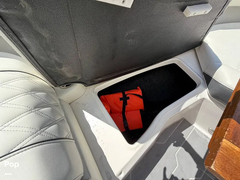 Slide: The Image of Regal LX2 2022 - 15807423