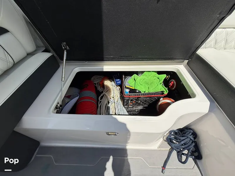 Slide: The Image of Regal LX2 2022 - 15807435