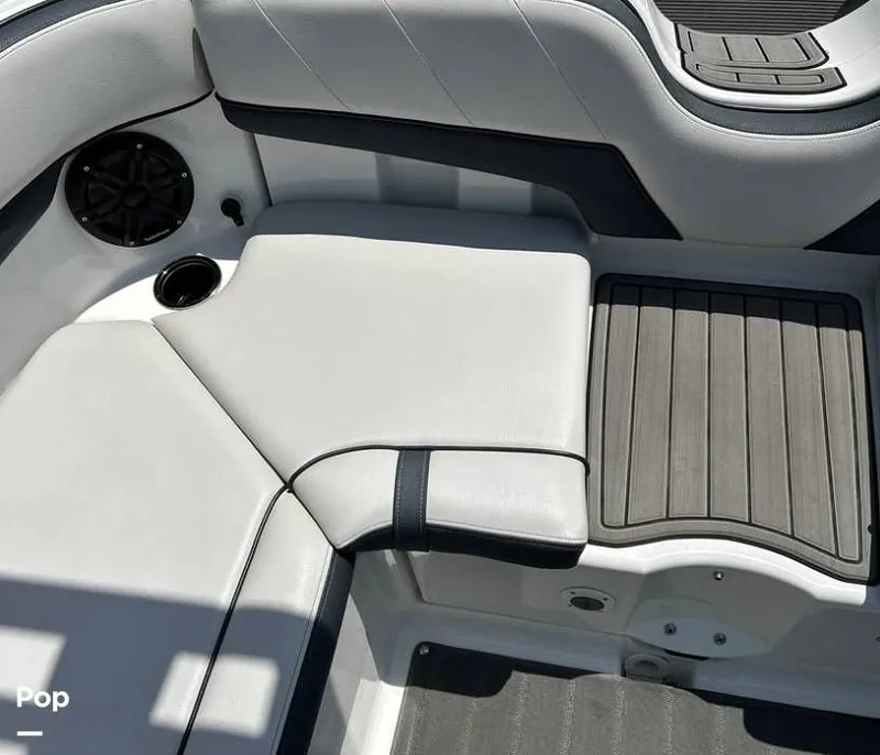 Slide: The Image of Yamaha 212X 2014 - 16088789