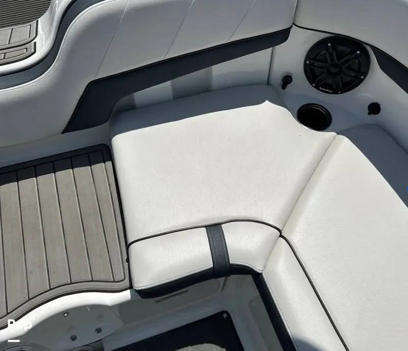 Slide: The Image of Yamaha 212X 2014 - 16088790