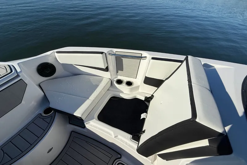 Slide: The Image of Yamaha 222SD 2026 - 25