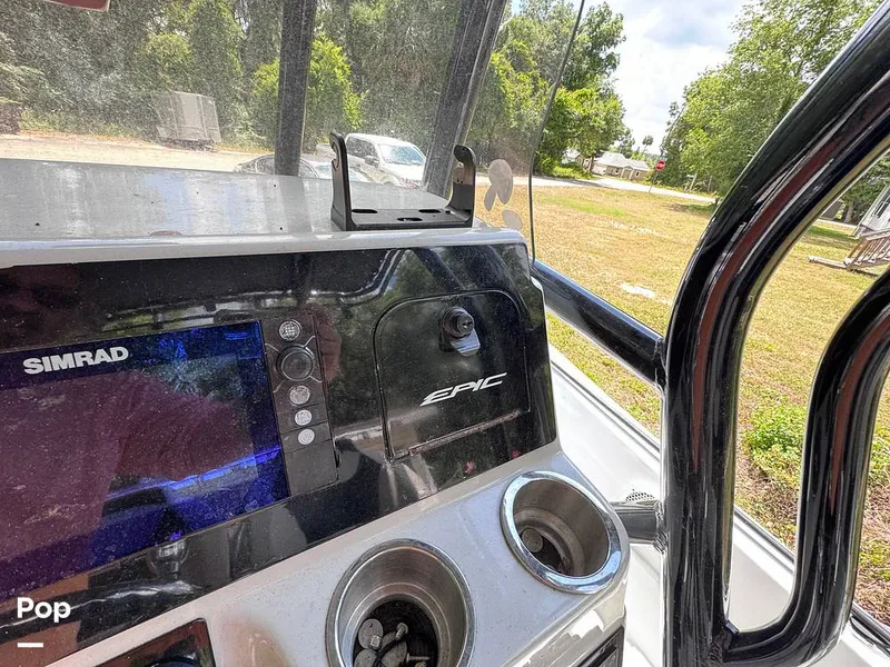 Slide: The Image of Epic 23SC 2017 - 15704307