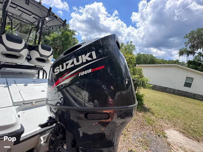 Slide: The Image of Epic 23SC 2017 - 15704294