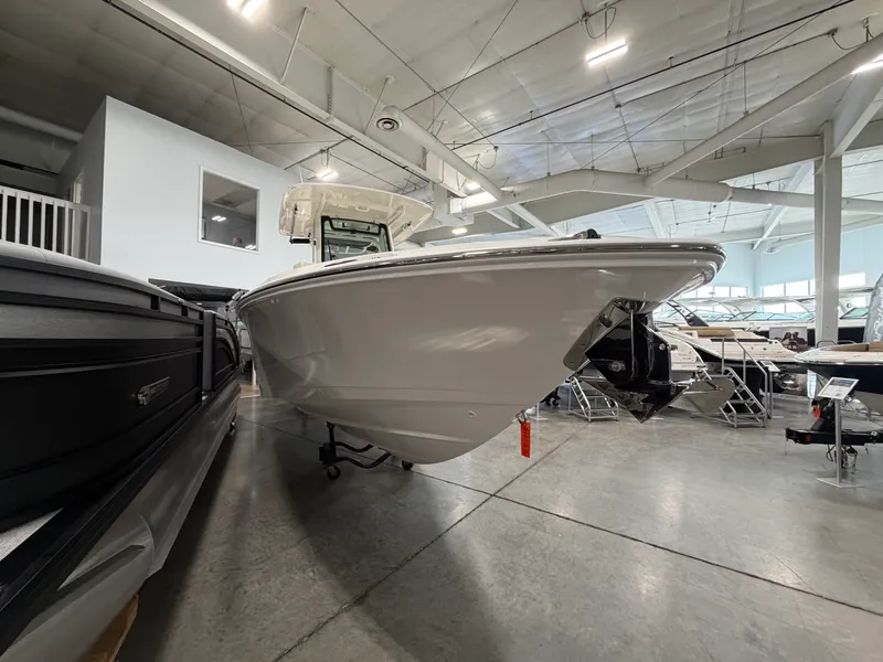 Slide: The Image of Boston Whaler 280 Dauntless 2026 - 1