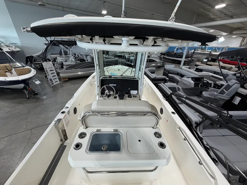 Slide: The Image of Boston Whaler 280 Dauntless 2026 - 11