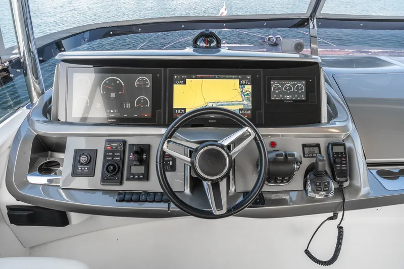 Slide: The Image of Princess F55 2019 - 2