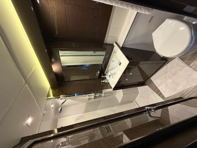 Slide: The Image of Cruisers Yachts 50 CANTIUS 2020 - 16