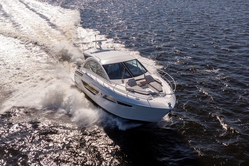 Slide: The Image of Cruisers Yachts 50 CANTIUS 2020 - 24