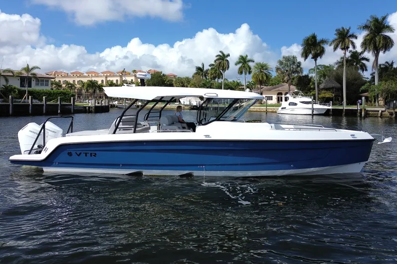 Slide: The Image of Cruisers 38 VTR 2026 - 12
